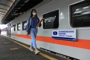 KA Lokal Bandung Raya Jadi Penopang Mobilitas Harian, Jutaan Perjalanan Terhubung di Triwulan I 2026