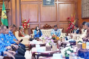 Banyumas Jadi Pionir Bansos Digital Nasional, Penyaluran Kini Berbasis IKD dan Biometrik