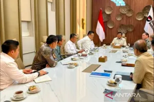 Presiden Prabowo Pimpin Ratas Bahas Hilirisasi hingga WtE di Wisma Danantara