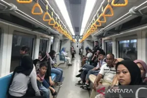 LRT Sumsel Tambah 98 Perjalanan, Dukung Serunya Car Free Night di Palembang