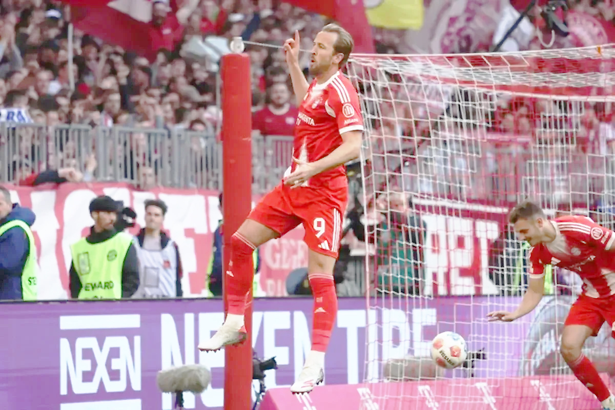 BREAKING NEWS: Bayern Muenchen Juara Bundesliga 2026! Bantai Stuttgart 4-2, Dortmund Gigit Jari