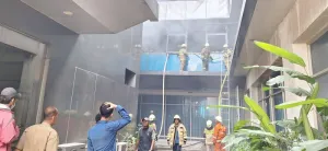 Gulkarmat: Asal Api Kebakaran Gedung D Kemendargi dari Luar Gedung