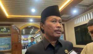 Pemkot Cirebon Sebut Pembongkaran Rel Peninggalan Belanda untuk Keselamatan dan Penataan Kawasan