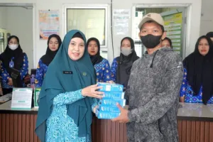 Dukung Penyembuhan TBC, OKU Timur Beri Bantuan Gizi ke Pasien di 4 Puskesmas