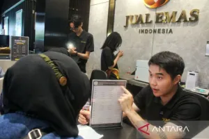 Harga Emas Galeri24 dan UBS di Pegadaian Turun pada Selasa