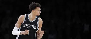 Blazers Kejutkan Spurs di Laga Kedua