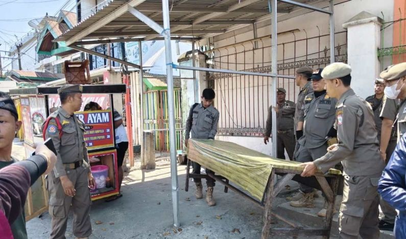 Pemkot Makassar Siapkan KUR untuk PKL Terdampak Penertiban, Solusi Modal Usaha agar Tak Kembali Langgar Aturan