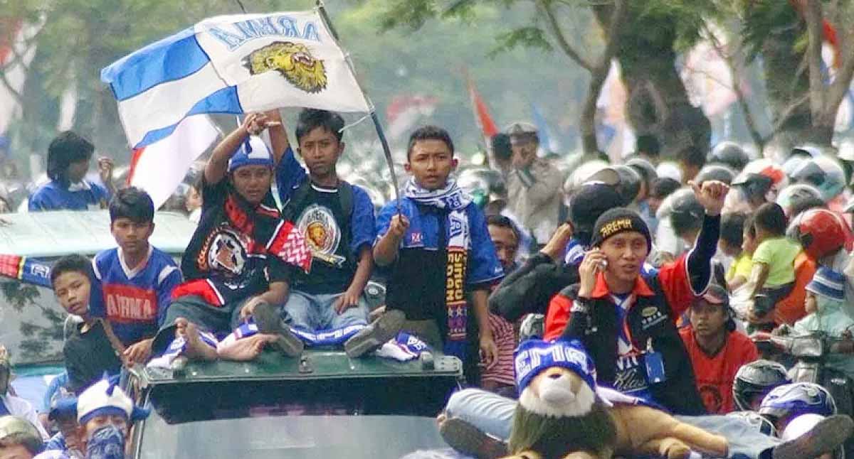 Persib Bandung Larang Aremania Datang ke Stadion GBLA