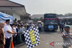 Bupati Serang Ratu Rachmatuzakiyah Imbau JCH Taat Aturan di Tanah Suci