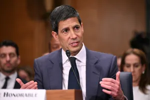 Calon Ketua The Fed Warsh Tegaskan Tak Pernah Berjanji Turunkan Suku Bunga