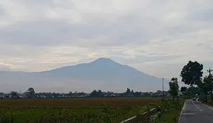PVMBG: Aktivitas Gunung Slamet Meningkat