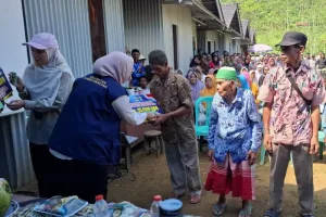 Korban Longsor Banjarnegara Dapat Bantuan Rp2,8 Miliar, Tiap Warga Terima Rp15 Juta