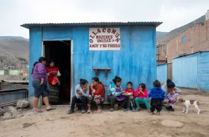 Meski Ekonomi Membaik, Separuh Populasi Anak Argentina Tetap Terjebak Kemiskinan