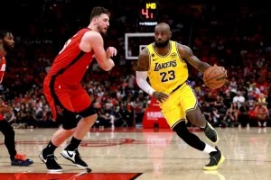 Lakers Selangkah Lagi Singkirkan Rockets, Menang Dramatis Lewat  Overtime