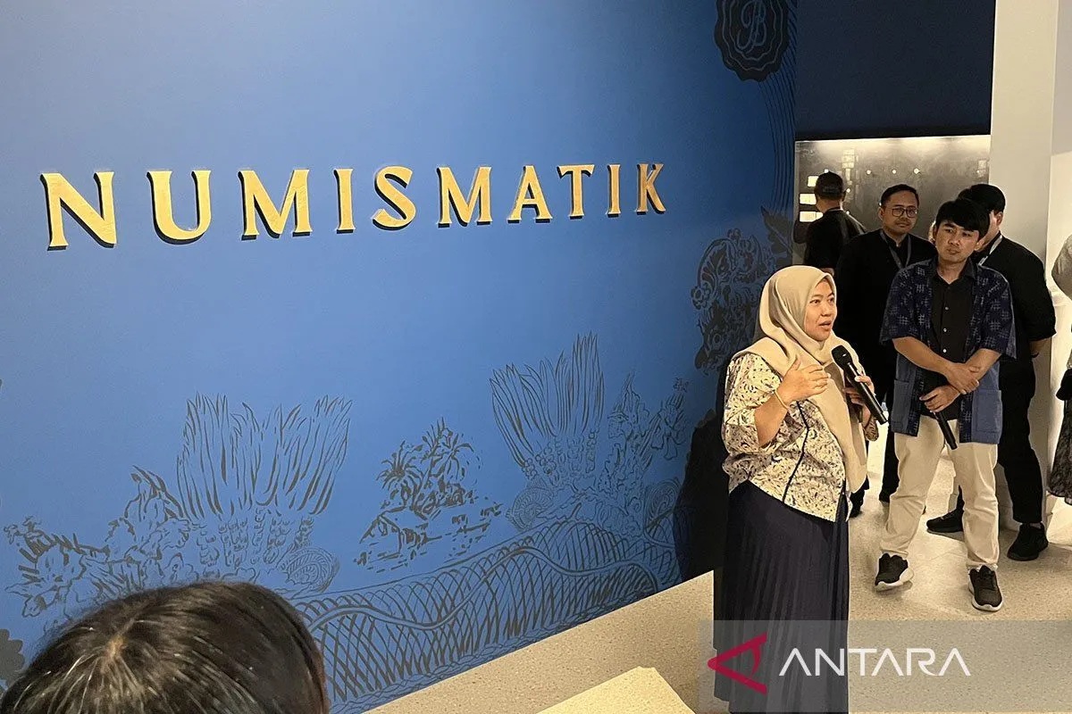 Rayakan HUT ke-248, Museum Nasional Gelar Pameran Lampu dan Pameran Numismatik