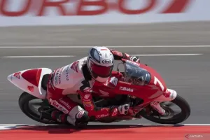 Veda Ega Pratama Start dari Urutan Ke-17 Moto3 Spanyol
