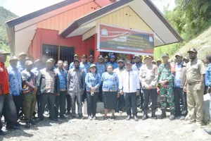 Akhirnya Terang, Bupati Yuni Wonda Resmikan PLTMH Pagaleme, Listrik Puncak Jaya Kini Tak Lagi Padam
