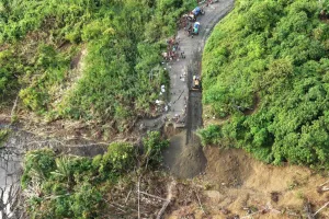Longsor Berat di Ruas Jalan Trans Papua Segmen Yetti-Mamberamo