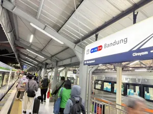 PT KAI: Kereta Api Jadi Pilihan Wisata Menikmati Panorama Alam Akhir Pekan