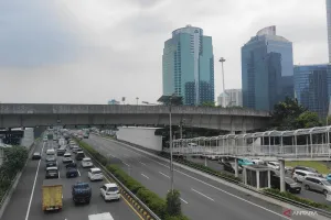 Cuaca Jakarta Diprediksi Berawan pada Senin Siang hingga Malam Hari