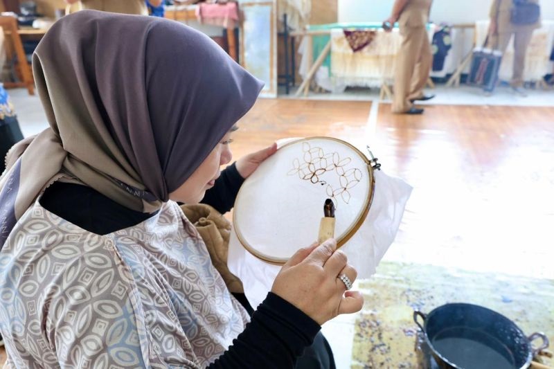 IKM Tasikmalaya Disorot, DPRD Jabar Minta Pemerintah Permudah Izin agar Bisa Ekspor?