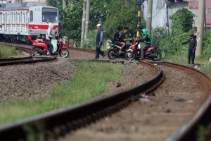Belum Jalan, UU Perkeretaapian Meminta Operator Infrastruktur dan Sarana Terpisah