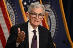 The Fed Diprediksi Tahan Suku Bunga di Tengah Dampak Perang Iran