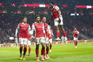Hasil Liga Europa: Braga Taklukkan Freiburg 2-1 di Leg Pertama Semifinal