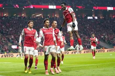 Hasil Liga Eropa, Aston Villa Ditantang Freiburg di Final