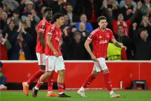 Hasil Liga Europa: Penalti Chris Wood Menangkan Nottingham Forest 1-0 Atas Aston Villa