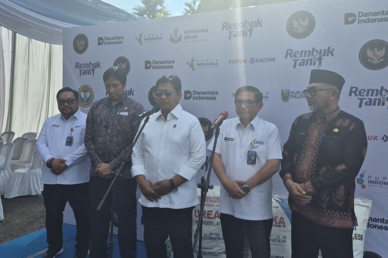 Pemerintah Perkuat Ketahanan Pangan, Akses Pupuk Subsidi untuk Petani Dipermudah? — INDONESIA — ERYU PROJECT