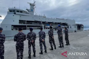 KRI Teluk Youtefa Diberangkatkan Dukung Operasi Trisula Jaya