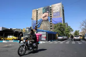 Dampak Blokade, Produksi Minyak Iran Tertekan