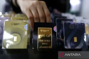 Harga Emas di Pegadaian pada Minggu Pagi: UBS-Galeri24 Masih Stabil, sedangkan Antam Turun Tipis 