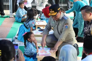 Gubernur Pramono: RPTRA Bukan Sekadar Tempat Main, Tapi Pusat Kekuatan Keluarga Jakarta