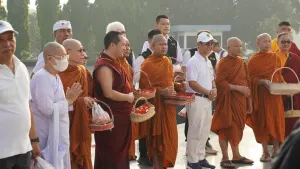 Jelang Hari Raya Waisak 2026, Umat Buddha Kerja Bakti di Sejumlah Taman Makam Pahlawan 