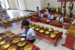 Pembinaan Seni Karawitan Menarik Minat Puluhan Siswa di Kota Madiun