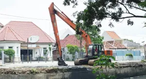 Pemkot Cirebon Percepat Normalisasi Sungai Sukalila Guna Tata Kawasan
