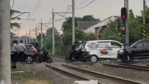 Perlintasan Sebidang di Bekasi Masih Beroperasi