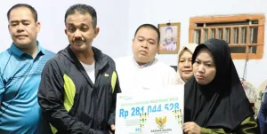 Anggota PPSU Ragunan Meninggal Tertabrak Mobil saat Tugas, Pemkot Jaksel Beri Santunan