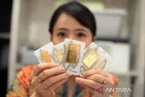 Harga Emas Antam pada Selasa Pagi Ini Anjlok Rp35.000 Menjadi Rp2,760 Juta/Gr