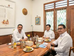 Kemenko PM Terus Berupaya Dorong Ekosistem UMKM dan Ekraf Berbasis Kawasan