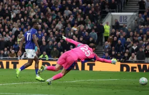Manchester City Gagal Dekati Arsenal Usai Imbang 3-3 Kontra Everton