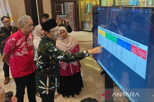 Polemik Harga Sepatu Sekolah Rakyat, Mensos Saifullah Yusuf Jamin Transparansi Soal Anggaran