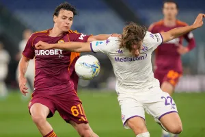 Serie A Italia: Roma Mengamuk, Fiorentina Dihajar Empat Gol Tanpa Balas