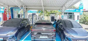 Menkeu Purbaya Siapkan Insentif Mobil Listrik PPN DTP 40-100 Persen Kurangi Beban Subsidi BBM