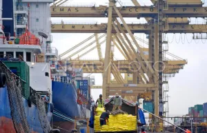 Rekor 71 Bulan Beruntun! Neraca Dagang Indonesia Kembali Surplus USD 3,32 Miliar per Maret 2026