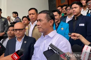 Mentan Cabut Izin Distribusi Pupuk Usai Terima Laporan Mahasiswa