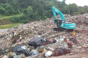 Pemprov Banten Kaji Investasi Olah Sampah Jadi Uap untuk Industri