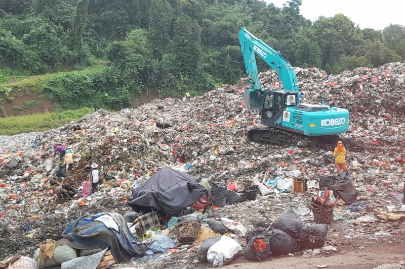 Sampah Banten Akan Diproses Jadi Uap untuk Industri